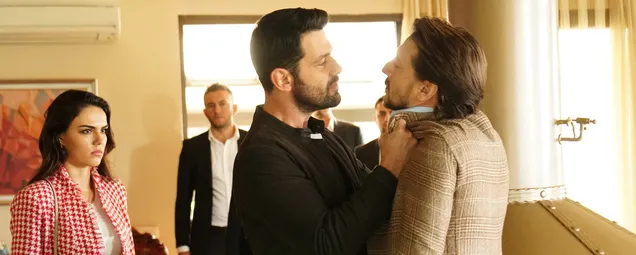 Kimse Bilmez 20. bölüm tek parça full izle! Uygar kabusu bitti mi?