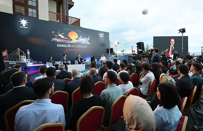 samsunda-genclik-bulusmasi-baskan-erdogandan-onemli-aciklamalar-1789415154429.jpeg Samsun'da Gençlik Buluşması! Engelli vatandaşın sözleri Başkan Erdoğan'ı duygulandırdı: Görüp de inmesem Allah'a bunun hesabını nasıl veririm-3
