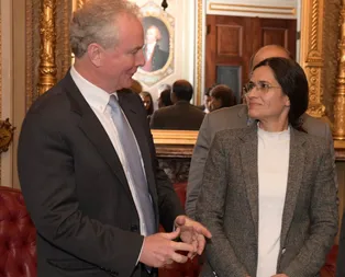 ABDde skandal buluşma! Türkiyeye yaptırım isteyenler terörist ağırladılar!