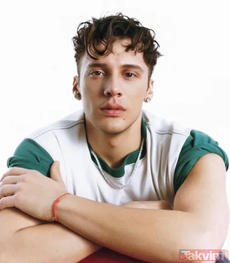 Çağla Şıkel'in yeni sevgilisi Nail Gönenli'nin aşk sicili defter defter hepsi de ünlü! Çağla'ya aşk orucunu bozduran Nail Gönenli... - 32