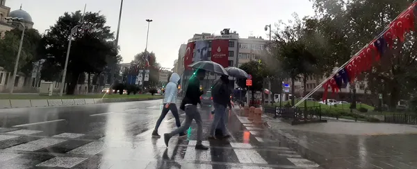 1686031173204.jpg HAVA DURUMU | Meteoroloji ve AFAD'dan kritik uyarı! İki ilde okullar tatil edildi-4
