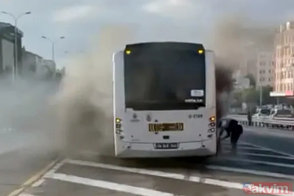 Avcılar'da metrobüs yangını: Yolcular tahliye edildi seferler aksadı - 1