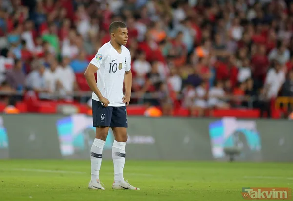 Konya'da Fransa'ya soğuk duş | Türkiye:2 - Fransa:0 Maç sonucu - 16