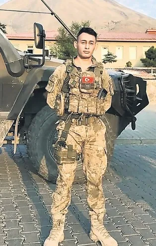 Babası otomobil sürprizi yapacağı gün oğlu Batuhan Şimşek'in şehadet haberini aldı