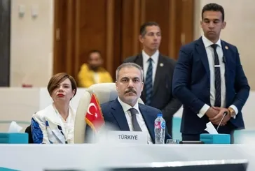 Dışişleri Bakanı Hakan Fidan'dan D-8 zirvesi! İsrail'i bir kez daha kınadı: Kardeşimizi katlederek soykırımını sürdürmektedir