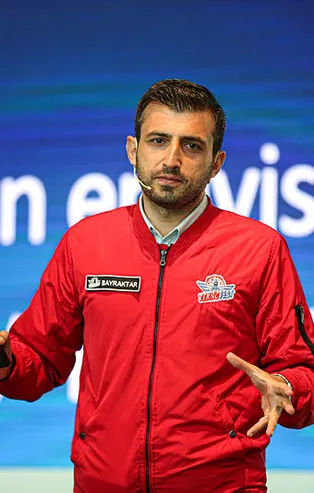 Son dakika: Selçuk Bayraktar'dan Akıncı TİHA paylaşımı: Yeniden doğuşun hikayesi geliyor