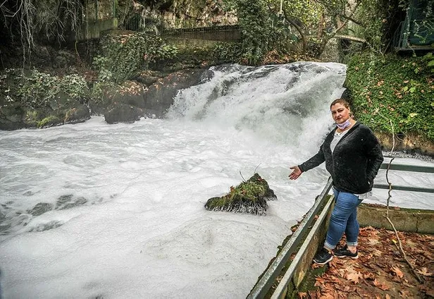 Antalya'da Düden suyu köpürdü! Pis koku vatandaşları isyan ettirdi-3