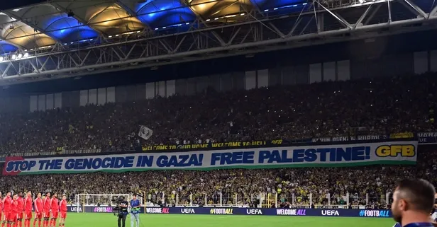 Fenerbahçe tribünlerinde Filistin'e destek