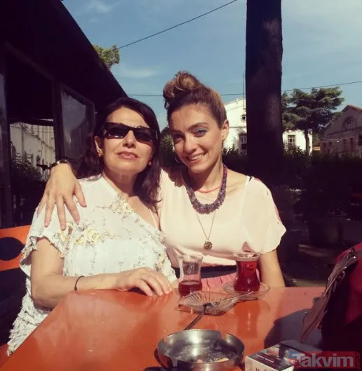 Eşkıya'nın İlyas'ı Ozan Akbaba anne ve babasını görenler 'Bu nasıl benzerlik' diyor! Eşkıya Dünyaya Hükümdar Olmaz'ın yıldızı... - 32