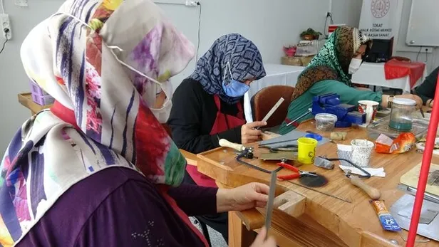 Dünyada sadece o ilimizde çıkıyor! Paraya para demiyorlar! Fiyatı altından pahalı ve rengine göre değeri artıyor-4