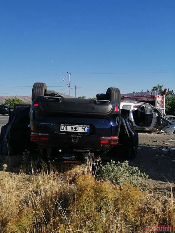 Malatya-Elazığ kara yolunda zincirleme kaza! 2 kişi can verdi | Kare kare can pazarı - 13