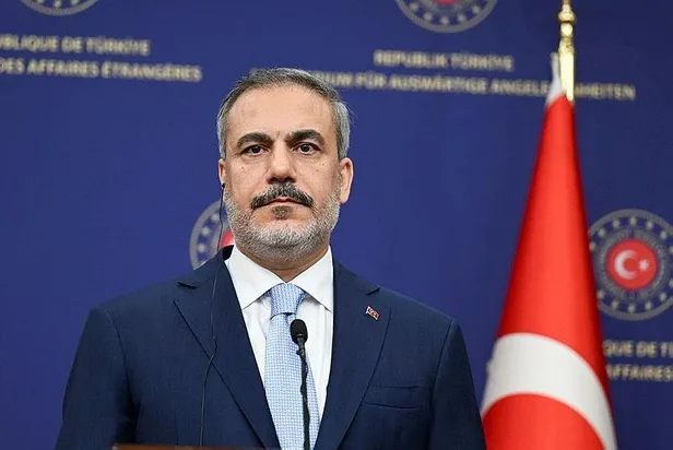 kuran-kerime-yonelik-saldirilarin-ardindan-iitden-olaganustu-toplanti-karari-karar-sonrasi-hakan-findandan-kri-1690736099845.jpeg Dışişleri Bakanı Hakan Fidan, İsveçli mevkidaşı Billström ile görüştü! Kur'an- Kerim saldırılarına ilişkin net uyarı: Somut adım atın-2