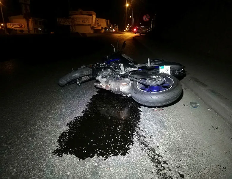 İzmir’de motosiklet kazası! Metrelerce sürüklendi