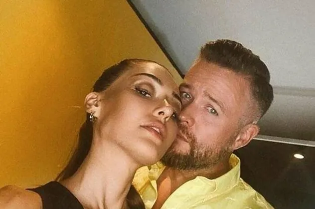 Dilan Çiçek Deniz ve sevgilisi Thor Saevarsson sosyal medyayı salladı! Yabancı damadın yorumu herkesi hayran bıraktı