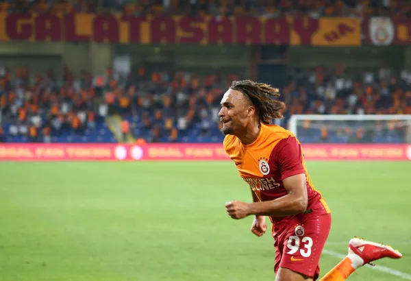 1629900741993.jpg Sacha Boey'den transfer itirafı: Galatasaray'ı tercih ettim çünkü...-3