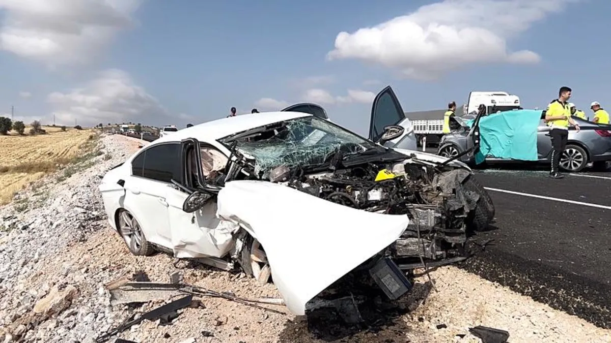 Tokat'ta feci kaza! 4 kişi hayatını kaybetti | Evli çift ve 2 aylık bebekleri öldü