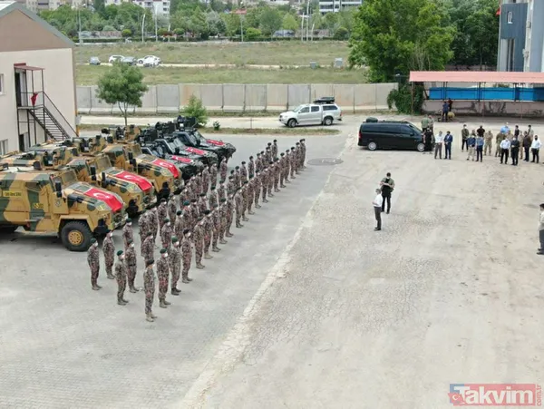 Tunceli'de Polis Özel Harekat timleri dualarla Suriye'ye uğurlandı - 3