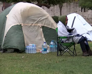 İBB önündeki fayton protestosunda gerginlik! Hayvanseverlerden İmamoğluna çok sert tepki