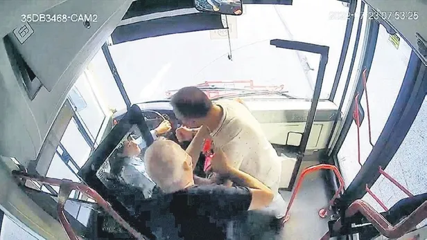 kendisinden-ayrilmak-isteyen-ayrilmak-isteyen-sevgilisini-gogsunden-3-el-ates-edip-katletti-1658874032473.jpeg Kendisinden ayrılmak isteyen ayrılmak isteyen sevgilisini göğsünden 3 el ateş edip katletti-3