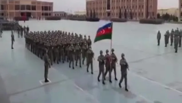 Milli Savunma Bakanlığı'ndan Azerbaycan'a özel video: Ordularımızın askerlerini gururla selamlıyoruz