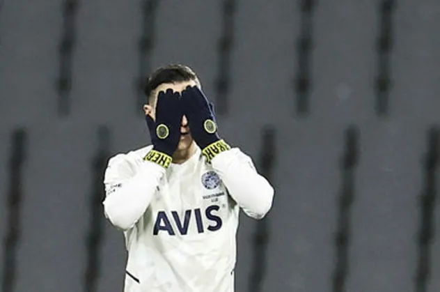 Mesut Özil bıçak altına yatıyor! Fenerbahçe'de şoke eden gelişme