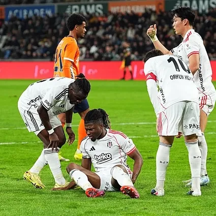 Beşiktaş’ta El Bilal Toure endişesi