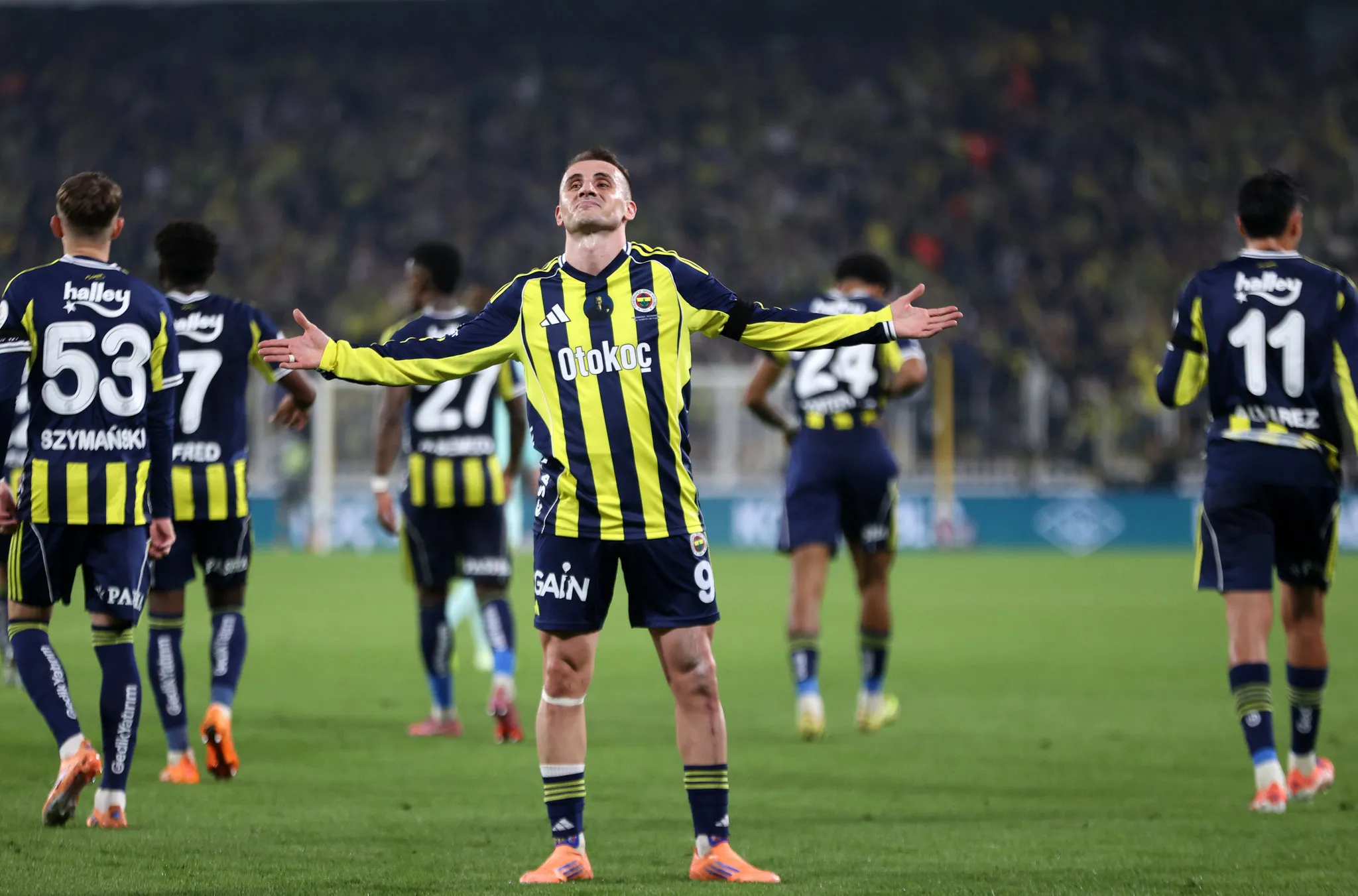 Spor yazarları Fenerbahçe-Kayserispor maçını değerlendirdi - 6