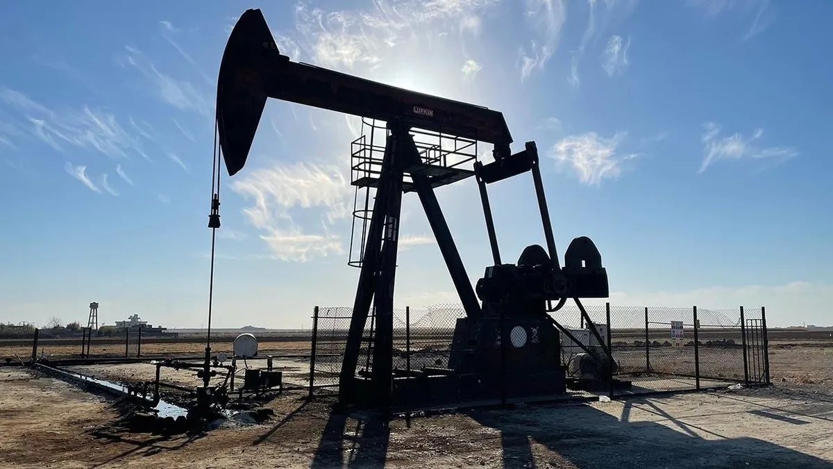 petrolde-albayrak-recetesiyle-milli-adimlar-gabardan-somaliye-pakistandan-suriyeye-rakamlarla-turkiyenin-sonda-1779284289541.jpeg Petrolde Albayrak reçetesiyle "milli" adımlar! Gabar'dan Somali'ye Pakistan'dan Suriye'ye... Rakamlarla Türkiye'nin sondaj serüveni-2