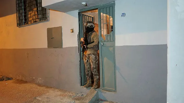 Son dakika: Adana ve Mersin'de DEAŞ operasyonu! Yılbaşını kana bulayacaklardı-5