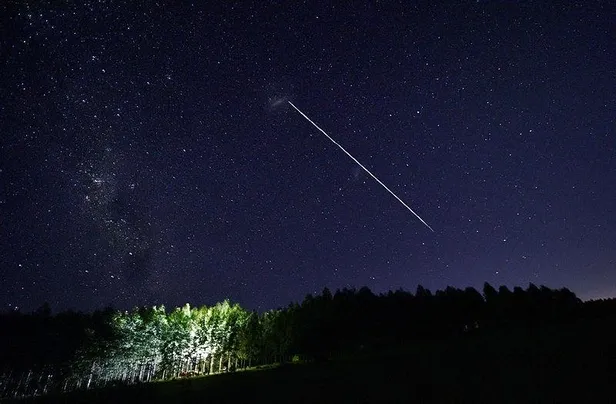 spacexi-gunes-firtinasi-vurdu-40-uydu-dustu-1644442624946.jpeg SpaceX'i güneş fırtınası vurdu! 40 uydu düştü-3