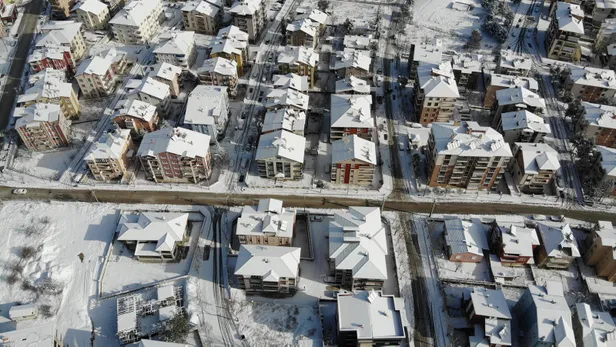 afyonkarahisar-tunceli-burdurda-yarin-okullar-tatil-mi-4-mart-2022-cuma-kar-tatili-olan-il-ve-ilceler-hangiler-1646324036492.jpg Afyonkarahisar, Tunceli, Burdur'da yarın okullar tatil mi? 4 Mart 2022 Cuma kar tatili olan il ve ilçeler hangileri? Valilik açıklamaları...-3