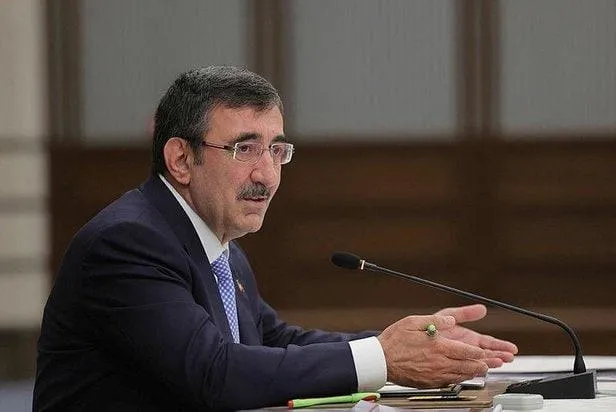 Ekonomi zirvesi! Cumhurbaşkanı Yardımcısı Cevdet Yılmaz konuştu: "Enflasyonlar mücadelede kararlı adımlar atacağız"-1