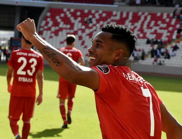 Sivasspor Bursaspor engelini Robinho ile geçti-1