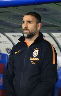 Galatasaray'da teknik direktörlüğe sürpriz aday!