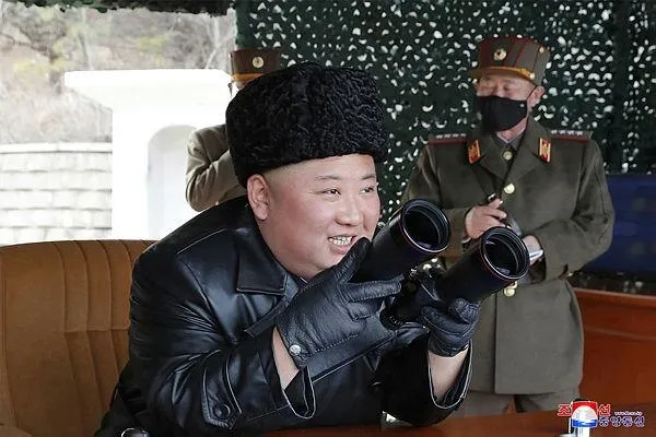 guney-koreden-flas-iddia-kuzey-kore-lideri-kim-jong-un-oldu-1588355547756.jpeg