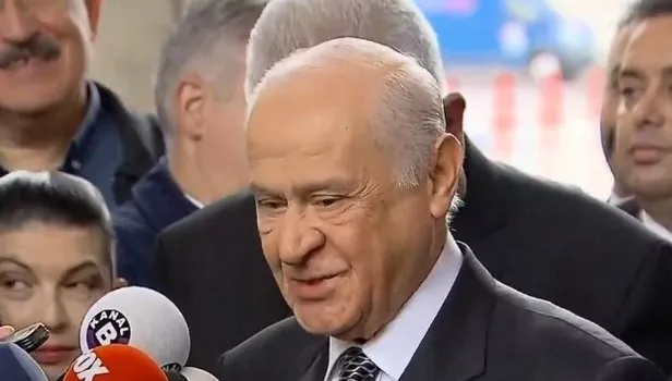 MHP lideri Bahçeli'den FOX muhabirine tokat gibi yanıt