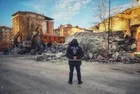 Polis telsizinde yıkılan binalarla ilgili anonslar depremin boyutunu gözler önüne serdi
