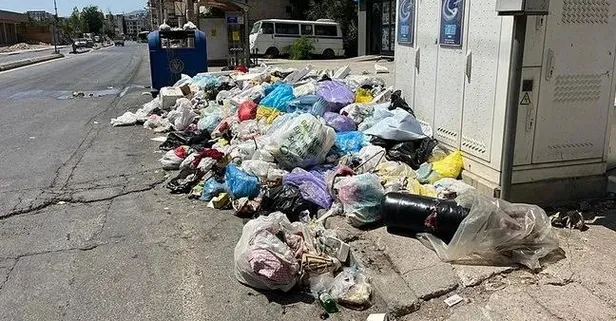 CHP'li İzmirliyi canından bezdirdi! Toplanmayan çöp dağları ve zorunlu su kesintilerinin sonu gelmiyor