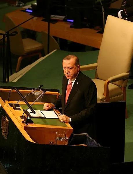 referans-lider-baskan-erdogan-2005ten-bu-yana-birlesmis-milletler-genel-kuruluna-damga-vurdu-adaletsizlige-kar-1694853713756.jpeg