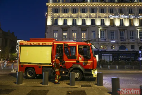 Fransa'da yeni kavga! Emmanuel Macron'un 'sosyal medya' kararı tepki çekti - 10