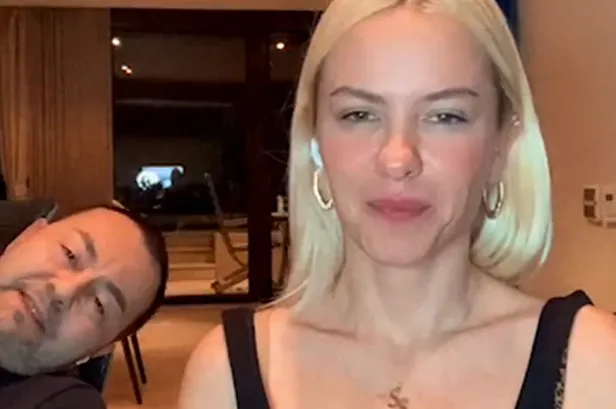 Serdar Ortaç'ın "beni ne kadar seviyorsun" sorusuna verdiği yanıt sosyal medyayı salladı! "Hoca cevabını bilmediğim bir soru sormuştur"-2