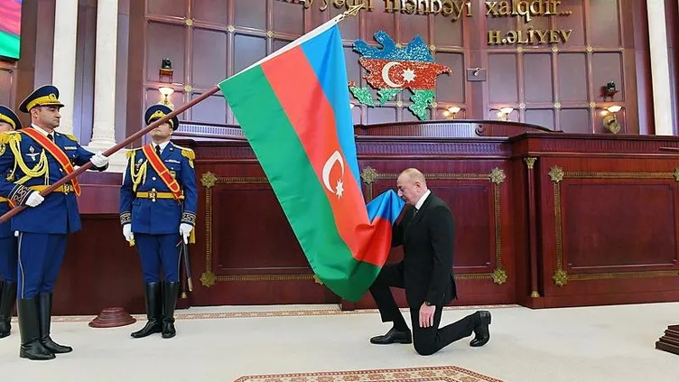 ▶️ İlham Aliyev yemin ederek görevine başladı!