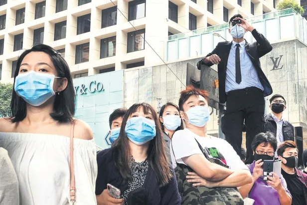 Çinli uzmandan korkutan açıklama: Coronavirüs kısırlığa neden oluyor!-7