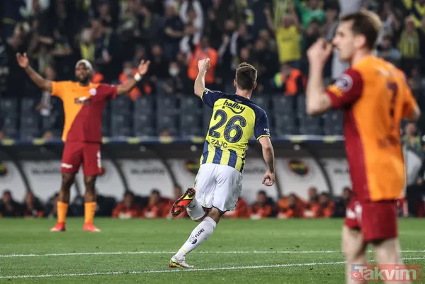 Fenerbahçe - Galatasaray derbisinden ekrana yansımayan kareler! Nefes kesen mücadele... - 35