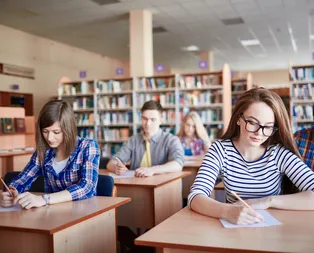 AÖF sınav yerleri açıklandı mı? AÖF sınav giriş belgesi sorgulama ekranı! AÖF açıköğretim bahar dönemi sınavı hangi tarihte gerçekleşecek?
