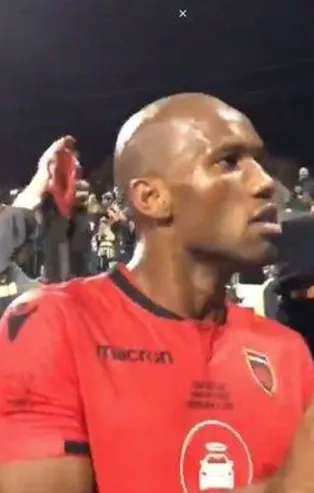 Drogba futbola böyle veda etti