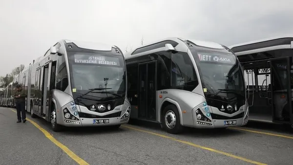 İBB'nin 1 haftalık metrobüsü de yolda kaldı! 10 milyonluk fiyasko-9