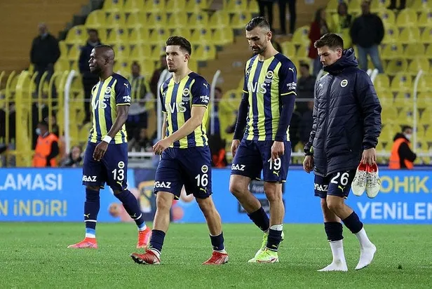 Fenerbahçe'de taraftar isyan etti: Yönetim istifa! Ali Koç'u köşesinden bombaladı: Başkanlığı kaldıramıyor-7