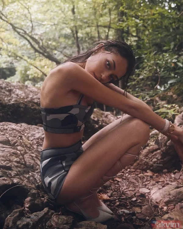 Dilan Çiçek Deniz elini korkak alıştırmadı! Derin göğüs dekoltesi ile peş peşe paylaştı sosyal medya ayağa kalktı - 4