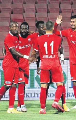 Balıkesir 3 attı 3 aldı